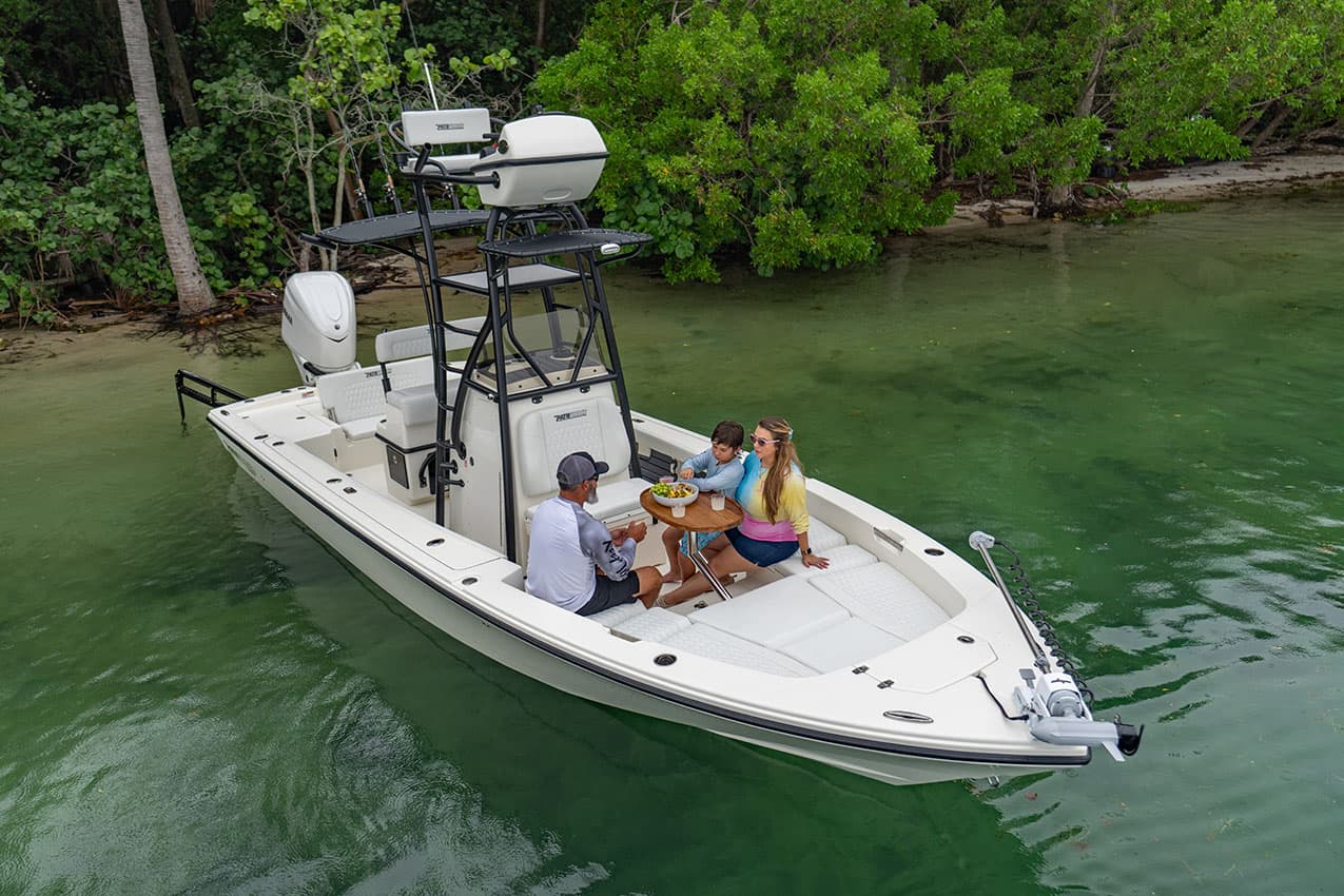 Bow Seating Area & Table on Pathfinder 2600 TRS Bay Boat.