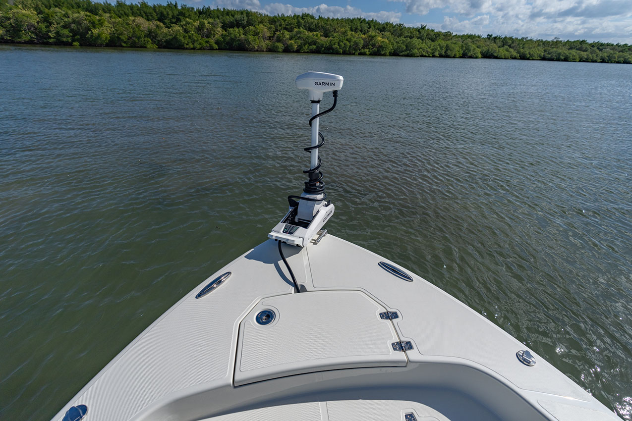 Garmin trolling motor on Pathfinder 2800 Hybrid.