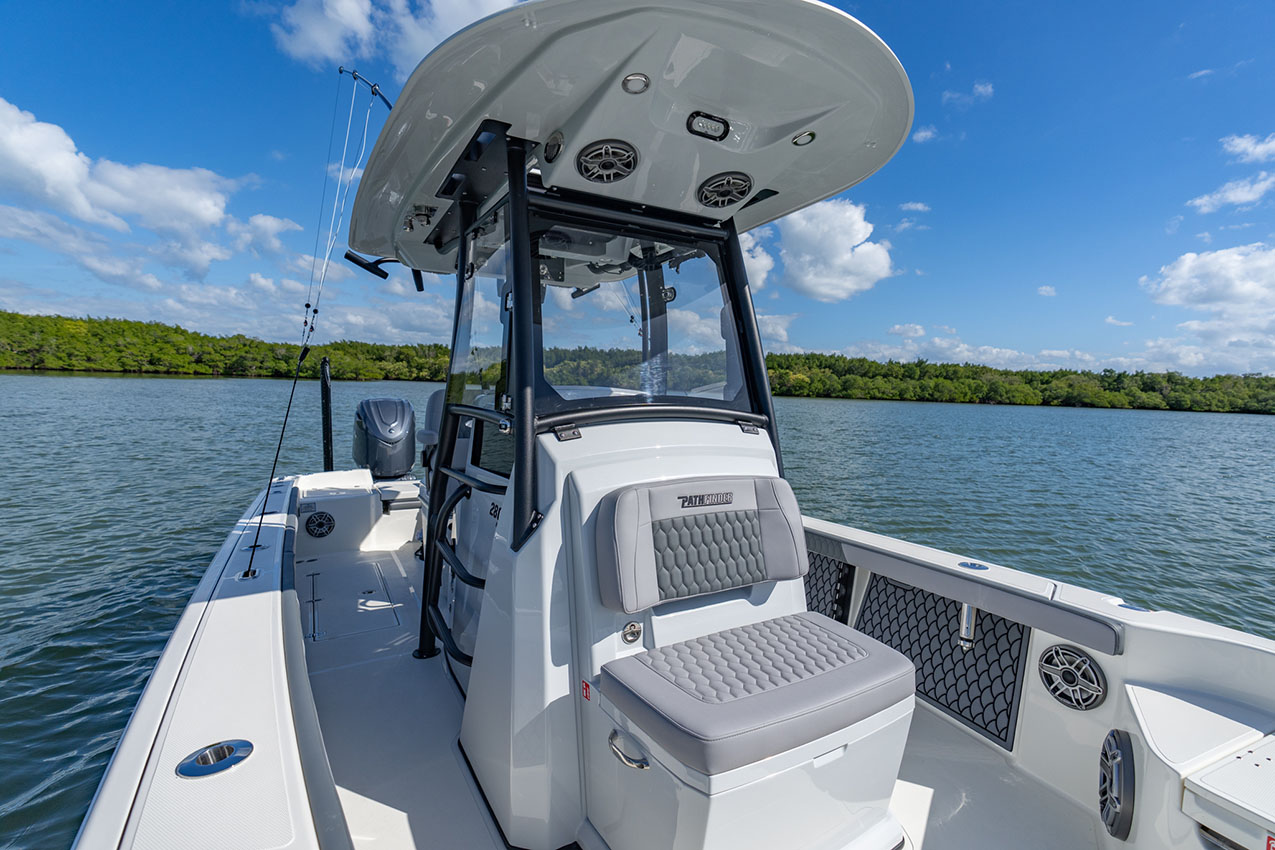 Console with glass windshield on Pathfinder 2800 Hybrid.
