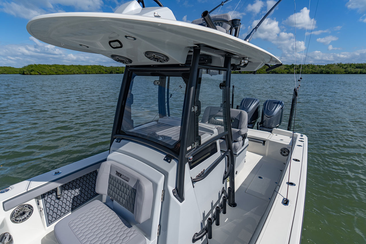 Pathfinder 2800 Hybrid console.