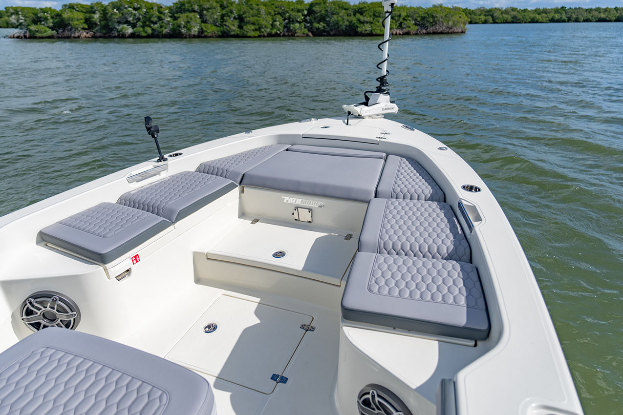 Pathfinder 2800 Hybrid bow cushions.