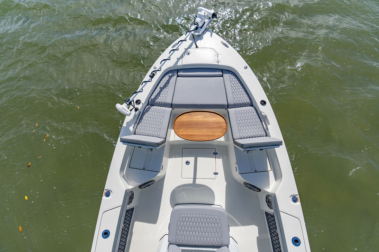 Pathfinder 2800 Hybrid bow cushions with table from above.