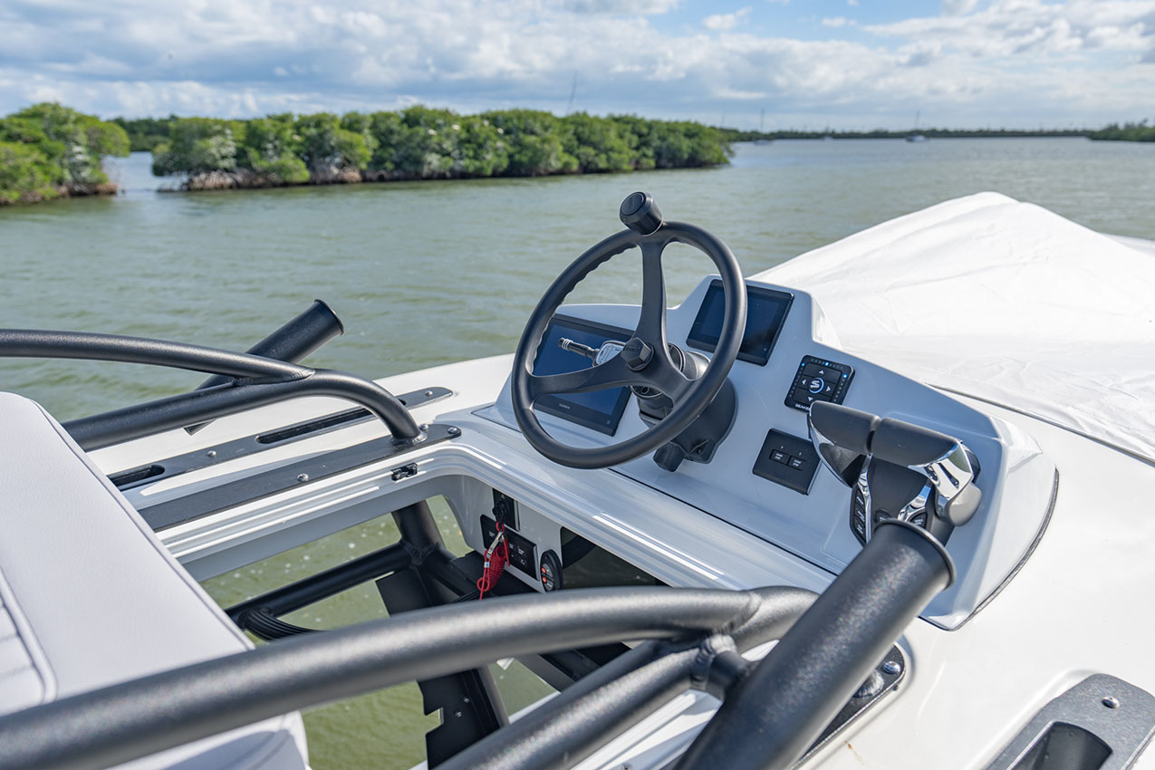 Pathfinder 2800 Hybrid stand through 2nd station helm area.