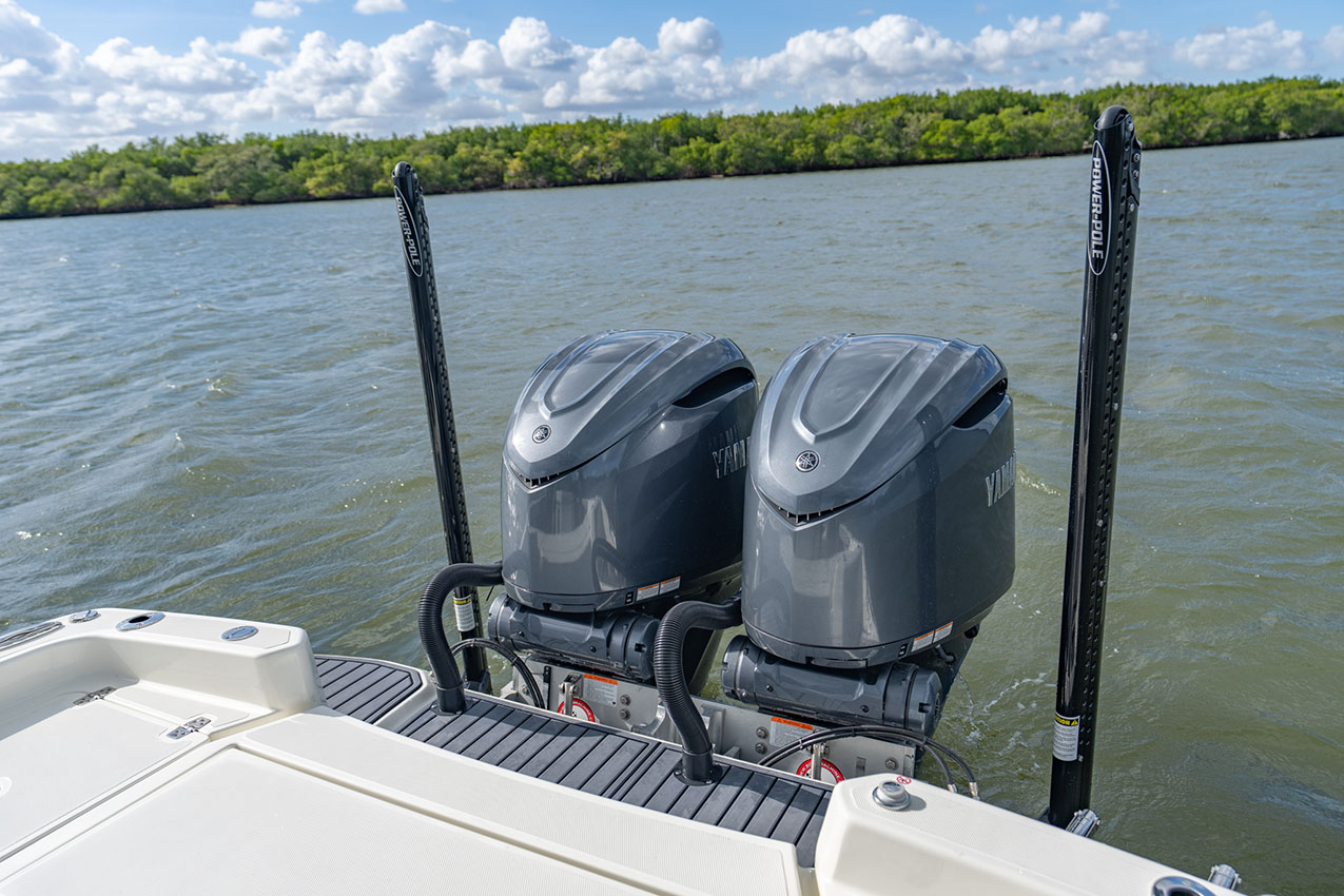 Twin Yamaha 350 outboards on Pathfinder 2800 Hybrid.