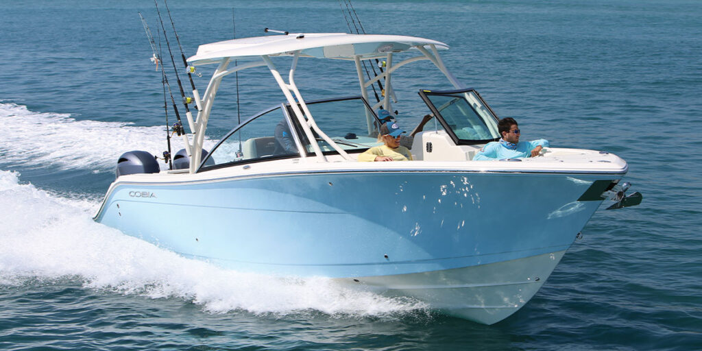 Cobia 280 Dual console running