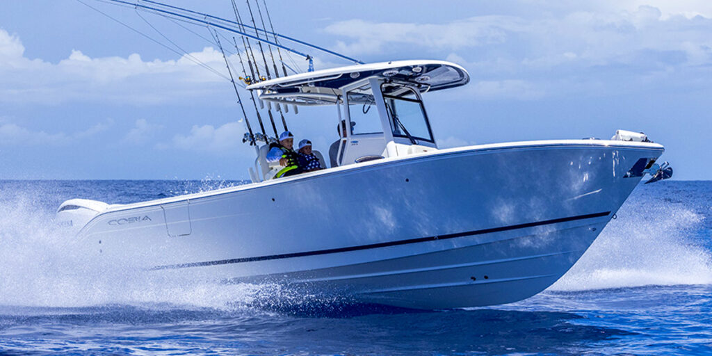 Running image of the Cobia 285 CC.