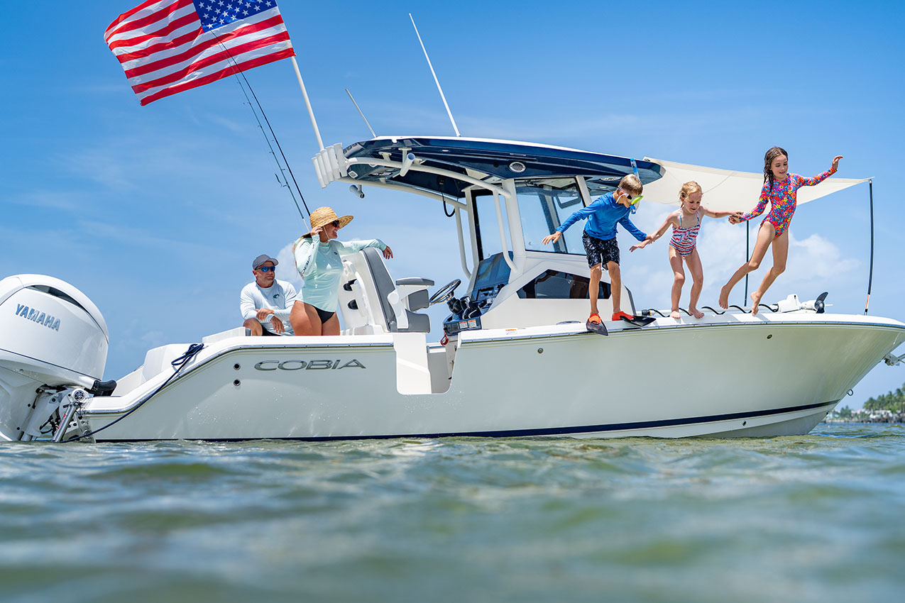 Cobia Boats 245 center console 24-foot sandbar boat.