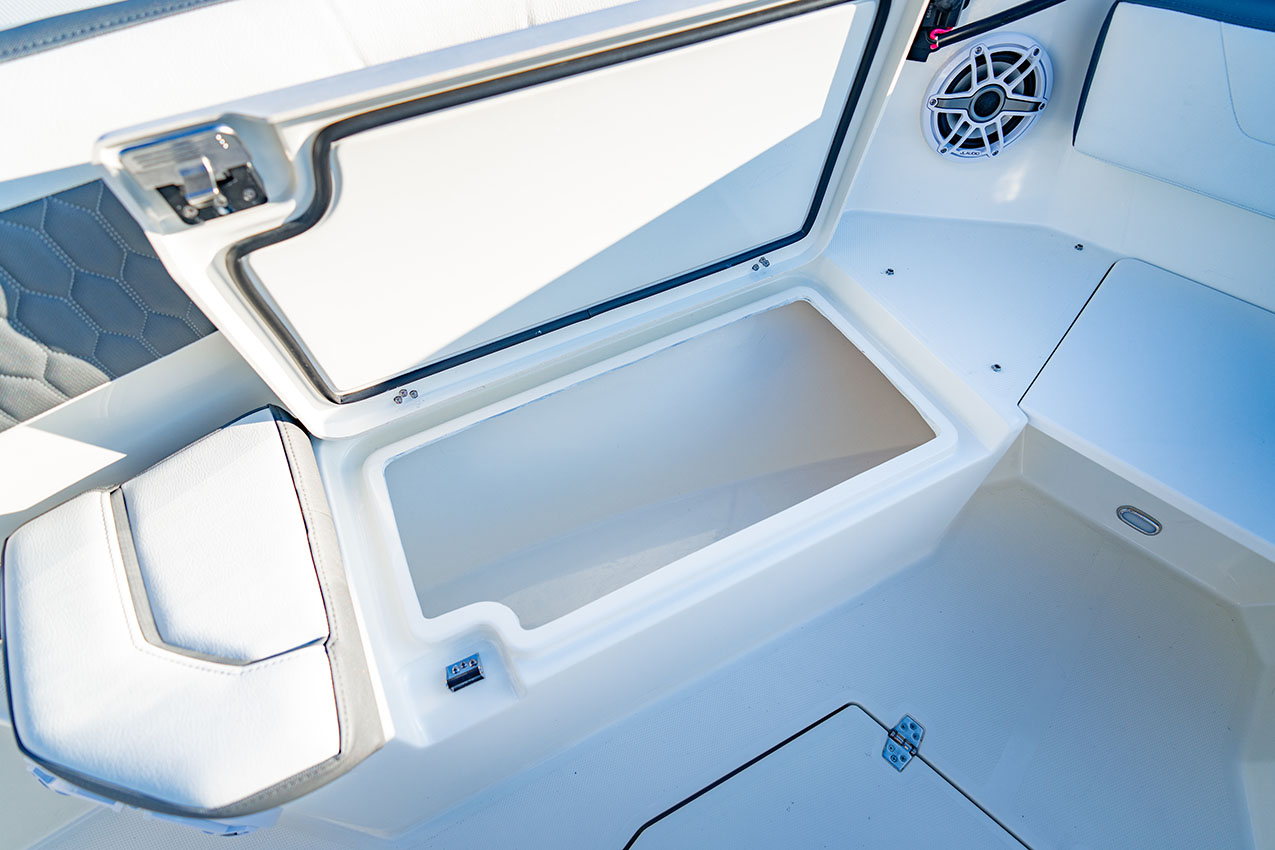 Cobia 245 CC Bow Storage