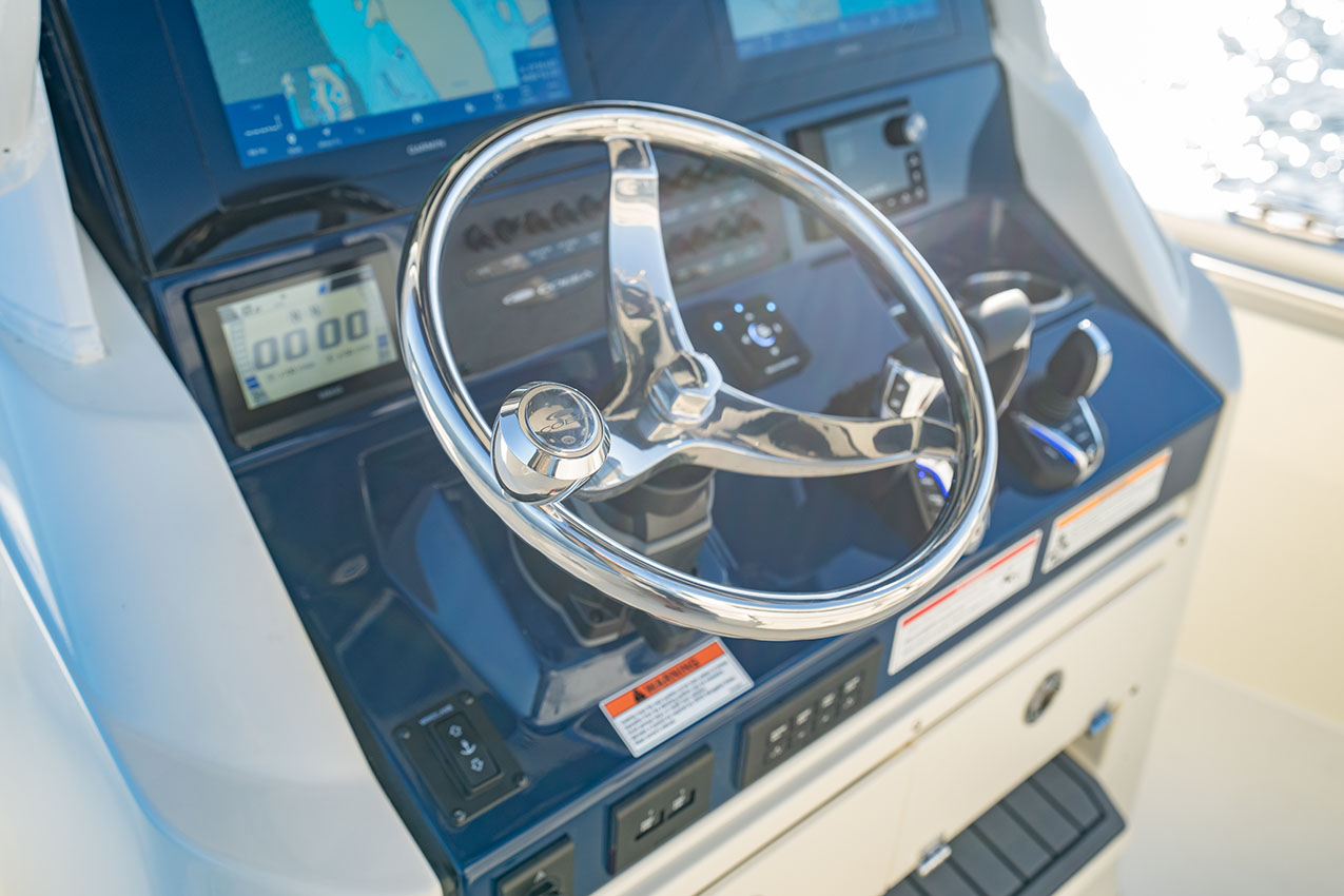 Cobia 245 CC Gemlux Wheel