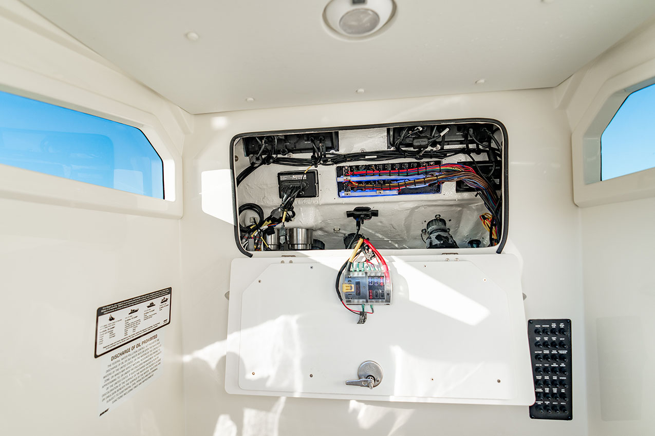Cobia 245 CC Helm Electronics Access