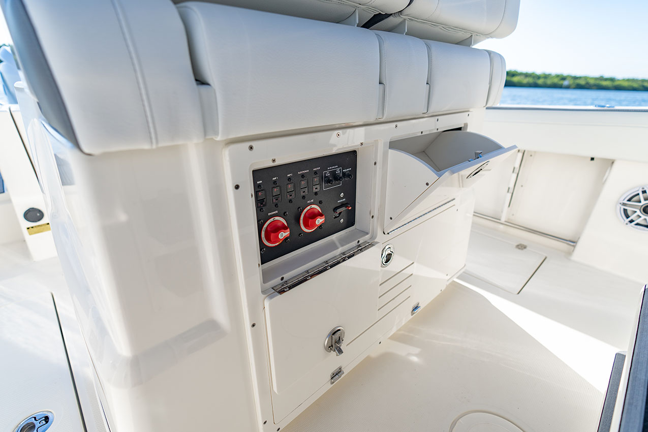 Cobia 245 CC Battery Switches and Storage