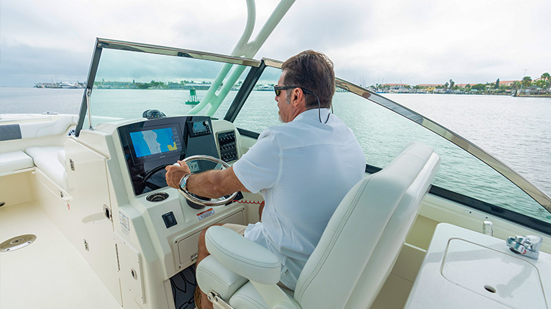 An ergonomic captain’s area places essential systems within easy reach, keeping the operator comfortable and connected to the action.